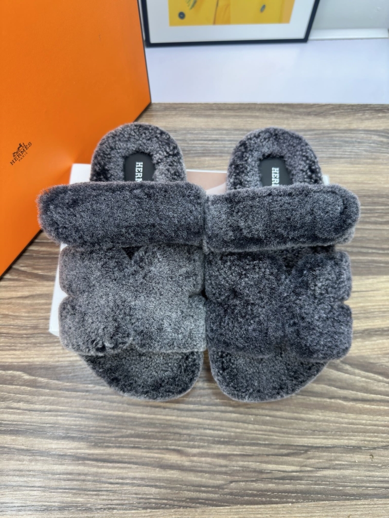 Hermes Slippers